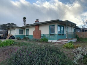 Building Photo - 597 Lilac Dr