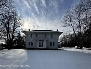 Building Photo - 1 Church St
