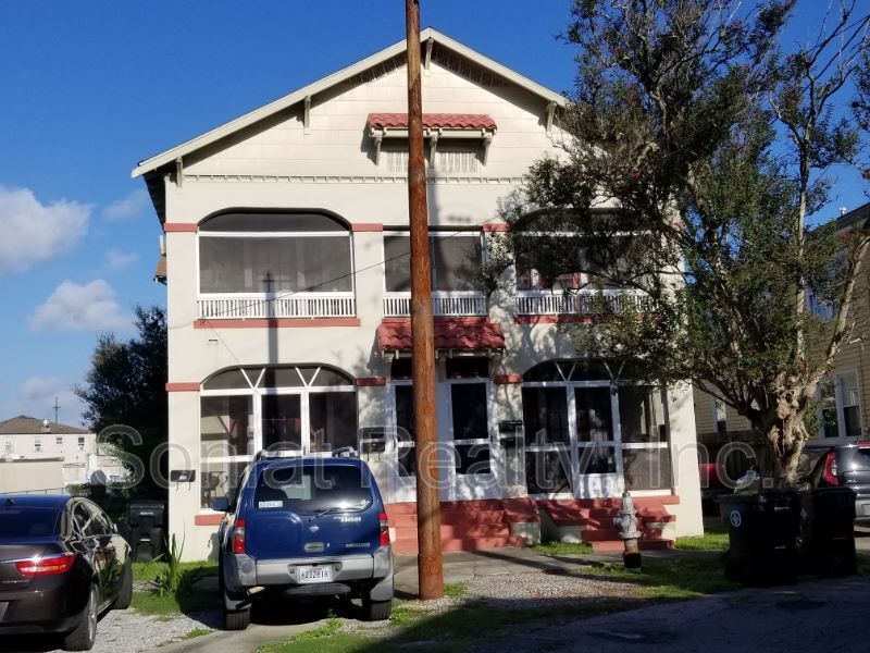 Primary Photo - 307 Virginia St