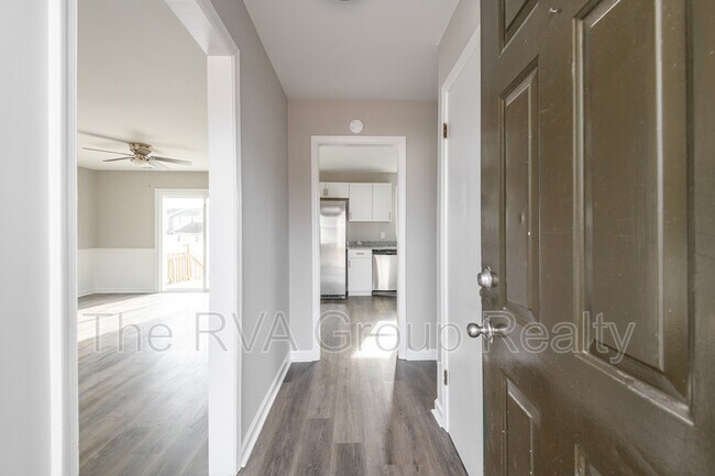 Foto del edificio - 4008 Gloucester Dr