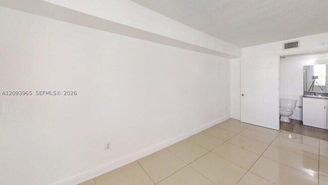 Foto del edificio - 219 NW 12th St