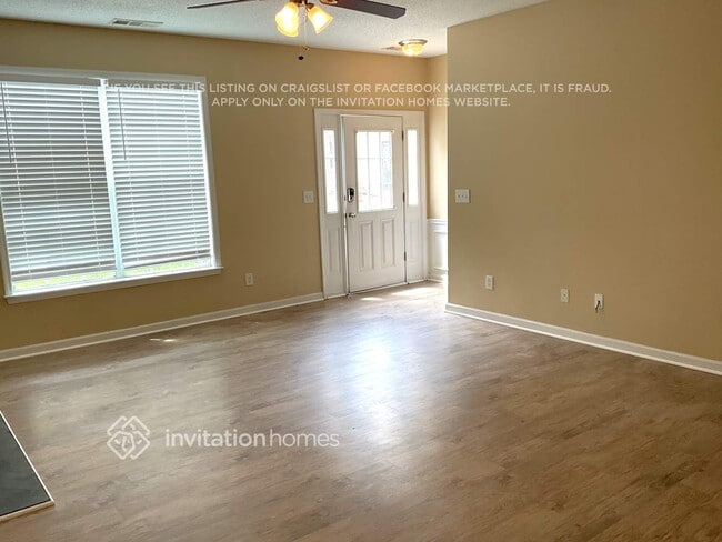 Building Photo - 202 Riverstone Commons Cir