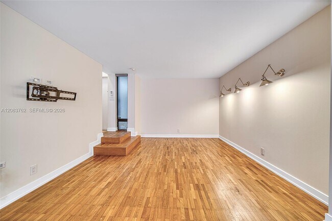 Foto del edificio - 3028 Day Ave