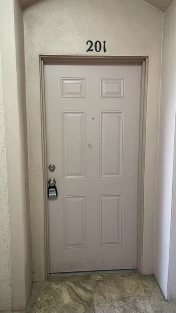 Foto del edificio - 4862 Cayview Ave