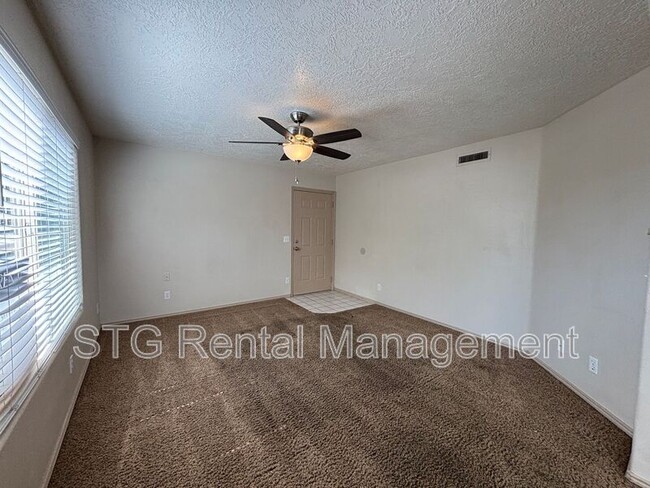 Building Photo - 425 E 1050 S