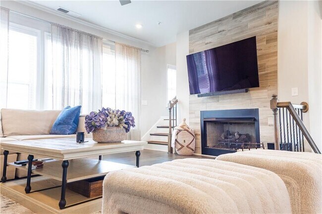 Foto del edificio - 6501 Brooklake Ct SE