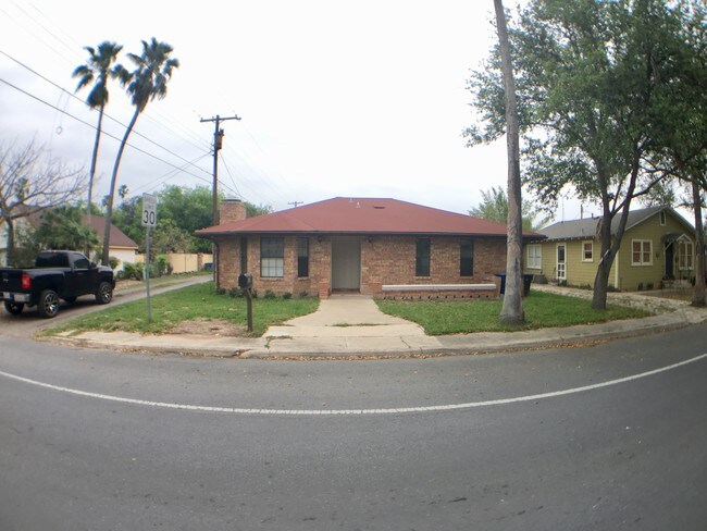Foto del edificio - 210 S 8th St