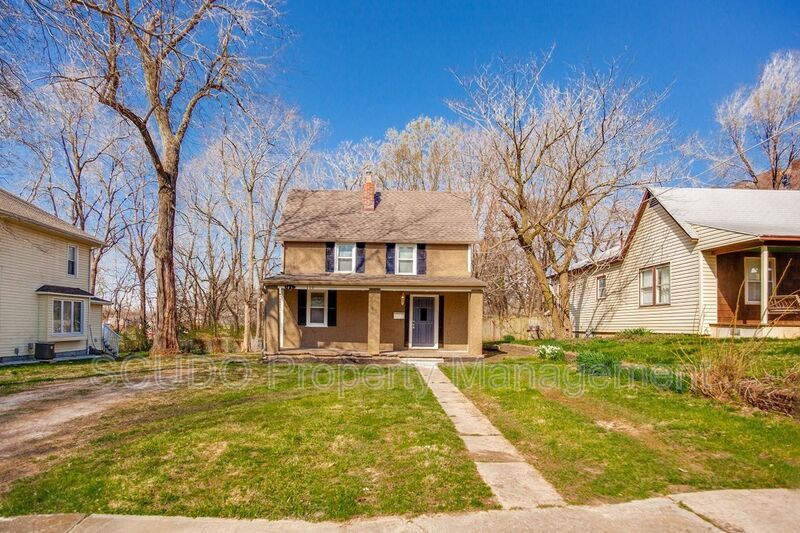 110 S Park Ave, Independence, MO 64050 House Rental in Independence