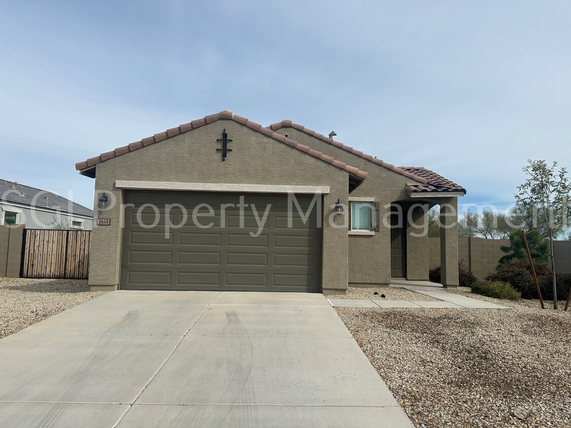 Foto principal - Gorgeous Casa Grande home ready for move in