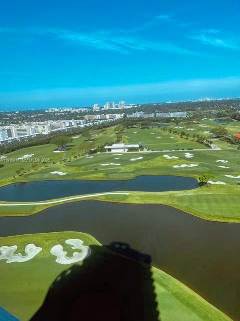 Foto del edificio - 1745 E Hallandale Beach Blvd