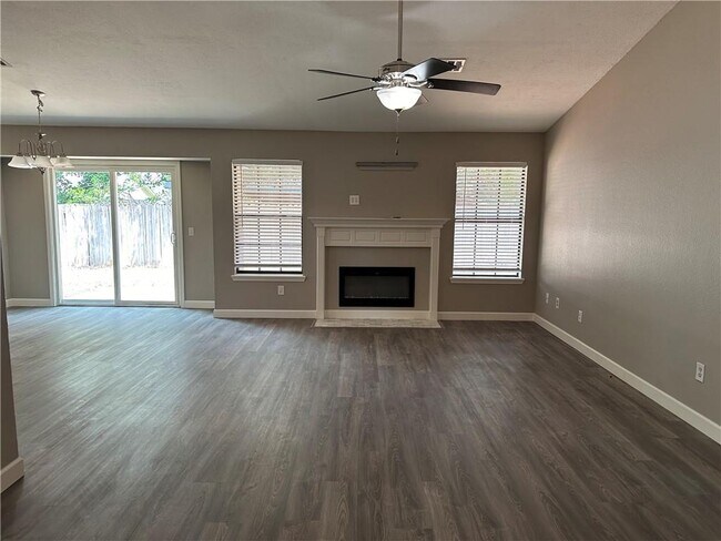 Building Photo - 4262 Chaparral Ln