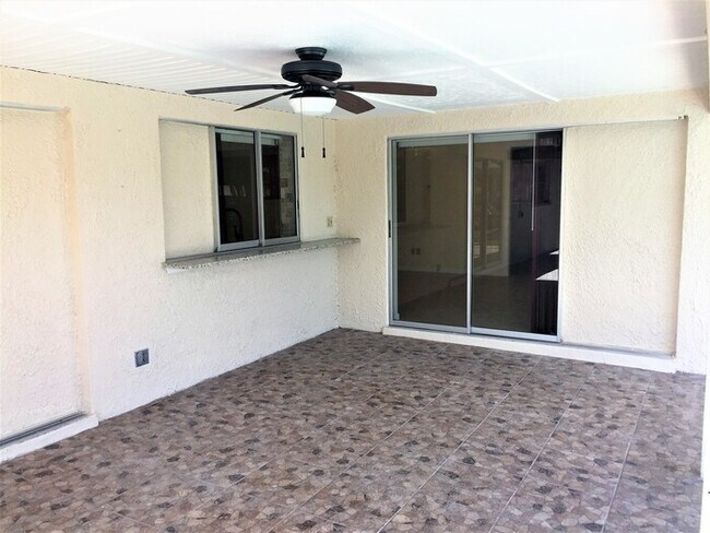 Building Photo - Cape Coral Gulf Access Pool Home