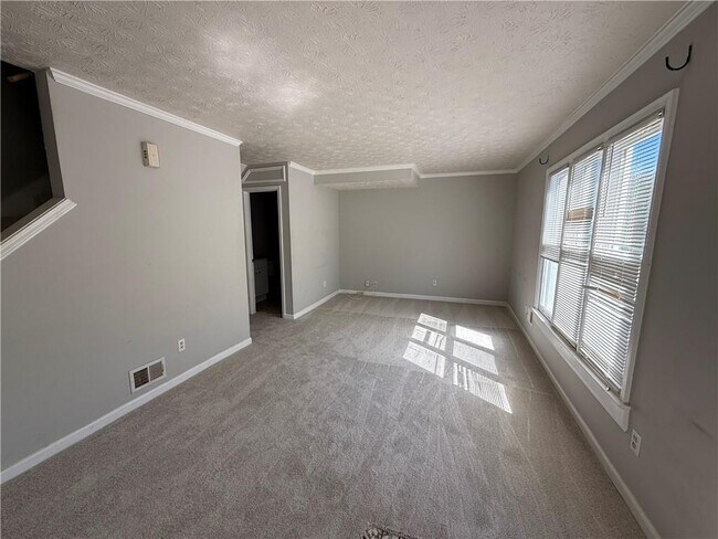 Foto del edificio - 2124 Fieldstone View Ct SE