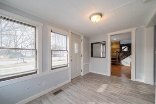 Dining room toward living room - 430 N Maple St