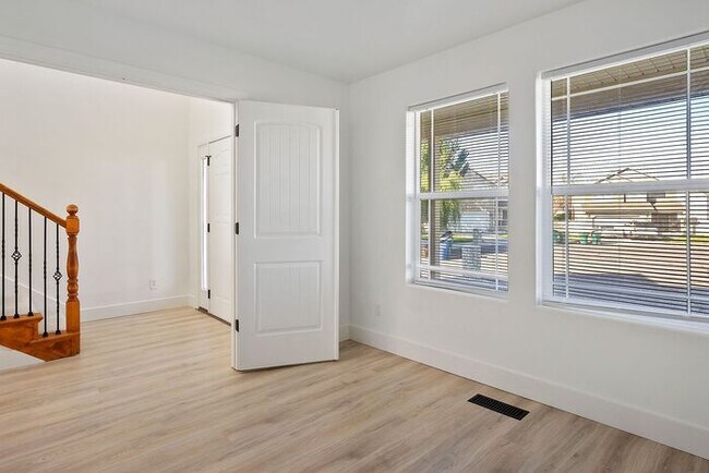 Foto del edificio - Beautiful Single Family Home for Rent in Lehi