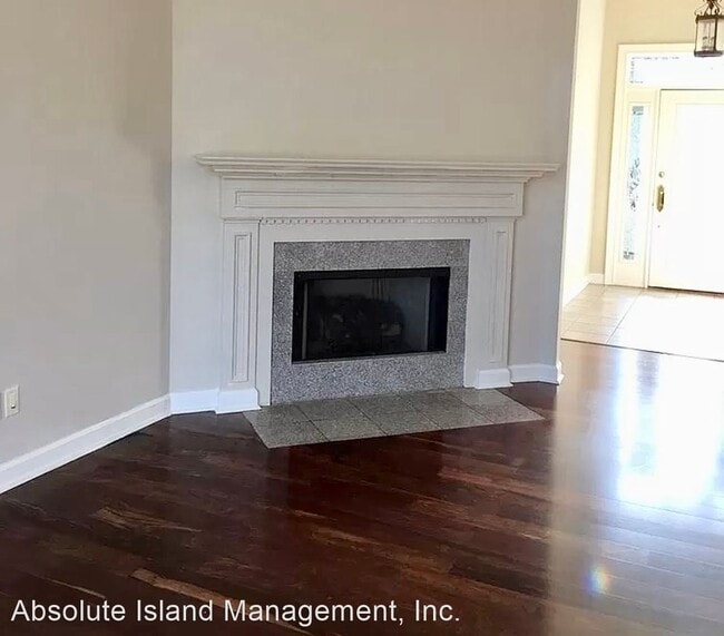 Building Photo - 3 br, 2.5 bath House - 6 Bethel Court