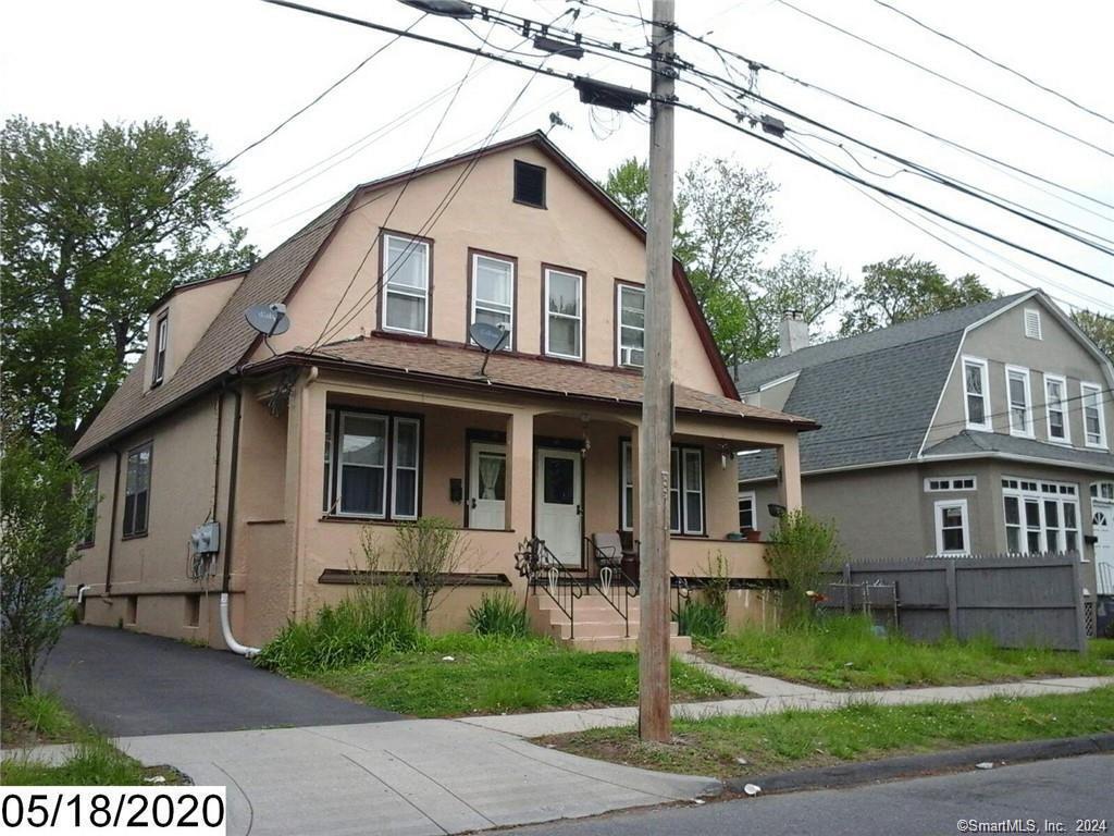 Primary Photo - 68 Burnham St