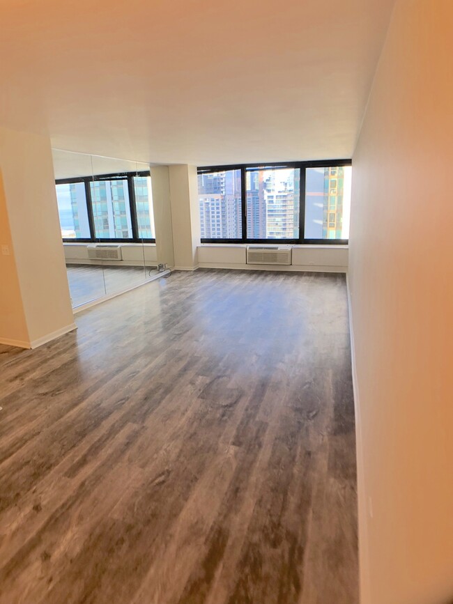 Building Photo - 155 N Harbor Dr