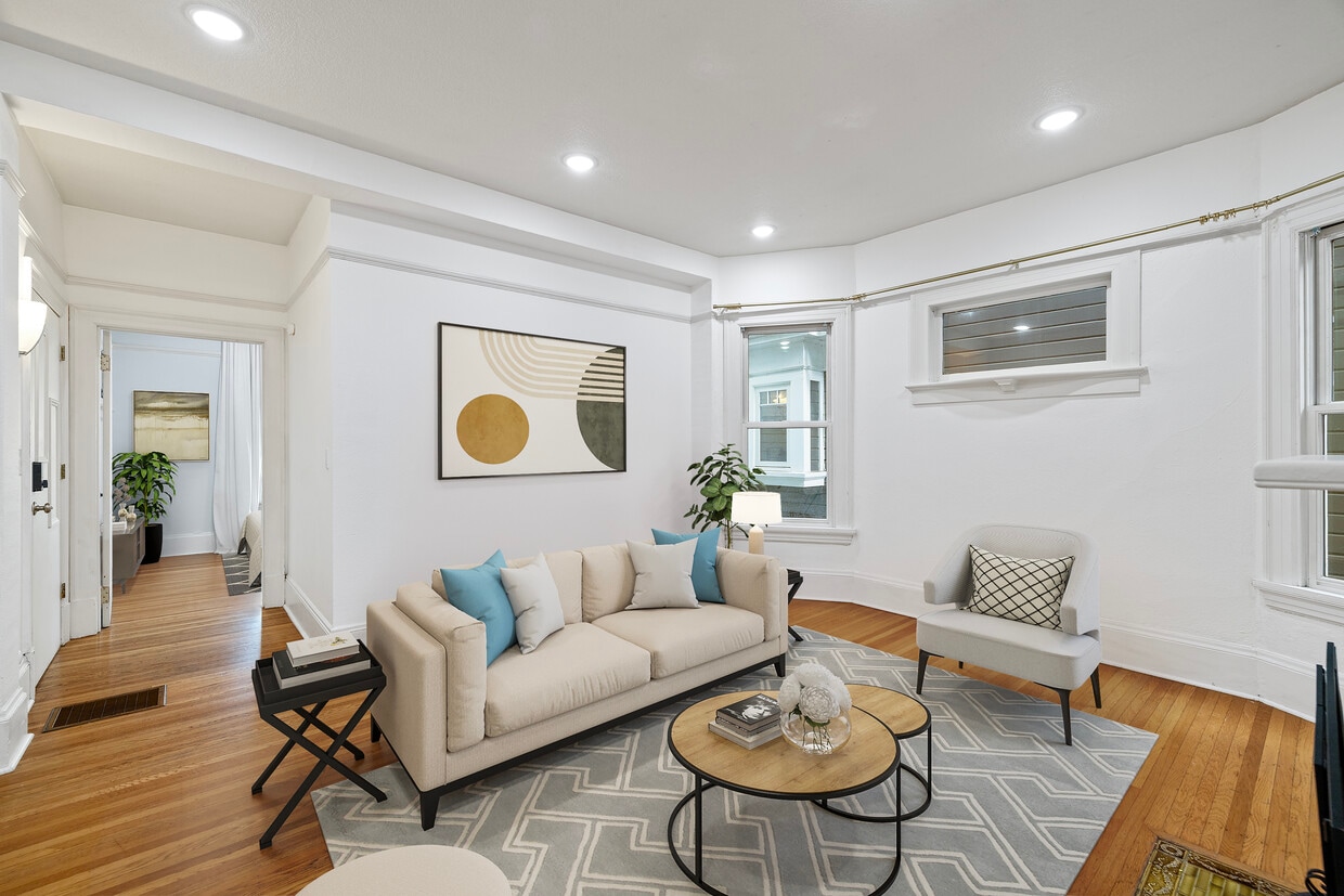 Living room - 2338 NW Hoyt St