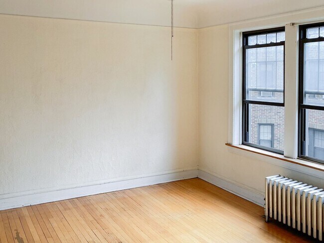 Foto del edificio - 2623 W Berwyn Ave