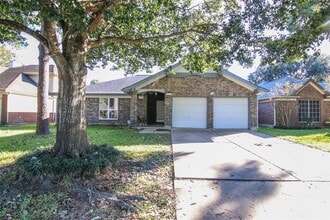 Building Photo - 17415 Hamilwood Dr