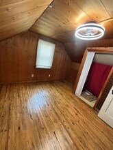 Building Photo - 946 Sells Ave