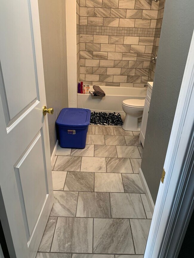 Foto del edificio - 903 E Cason st