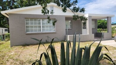 Building Photo - 2707 E 19th Ave