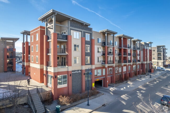 Building - Creekside Village - Building 2