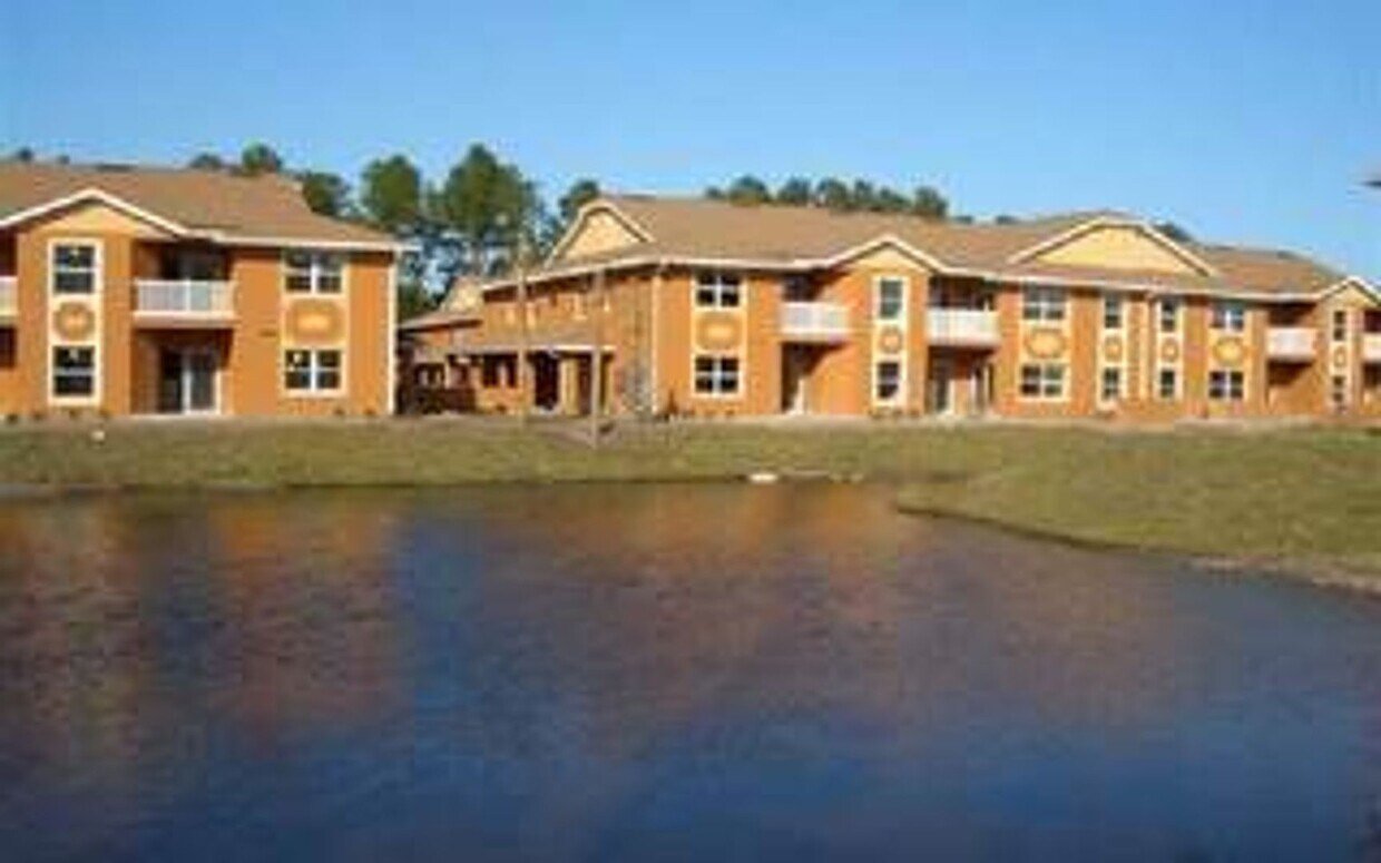 Beautiful 2/2 Condo, Gated community and c... Alquileres en Bunnell