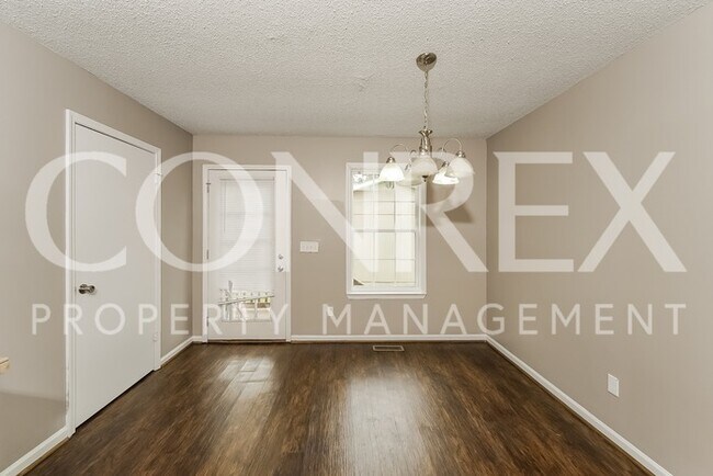 Building Photo - The Shutter Home -- One Month of Free Rent!