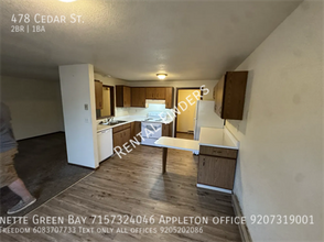Building Photo - 478 Cedar St