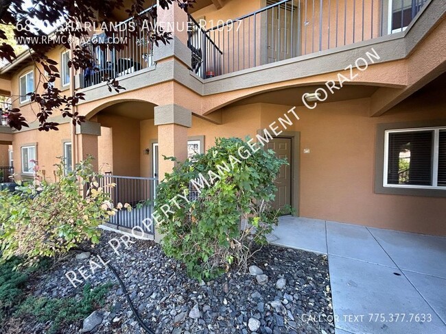 Building Photo - 2 Bed, 2 Full Bath Downstairs Condo For Re...