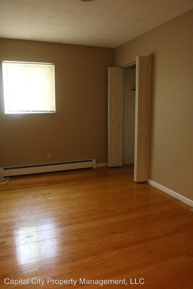 Building Photo - 2316 Westchester Blvd
