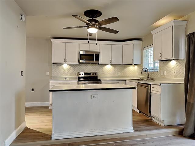 Building Photo - 2986 Buttonwood Dr