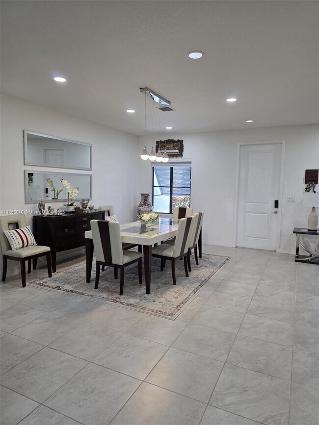 Foto del edificio - 10965 SW 169th Terrace