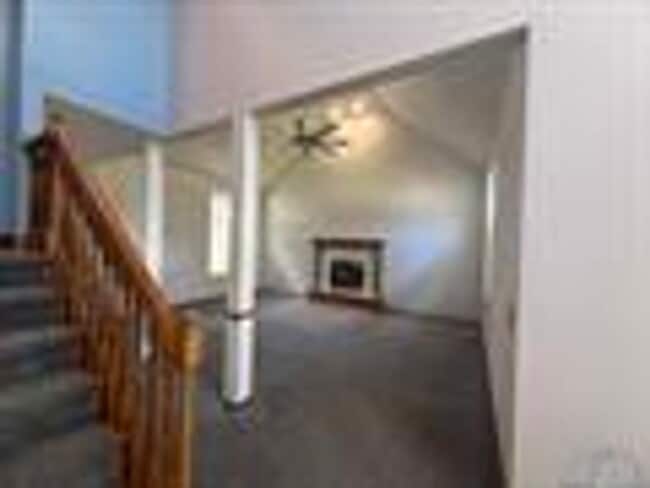 Building Photo - One of a kind 3 Bedroom 4 Bathroom Home next to the Meadows Park in Dakota Dunes SD!