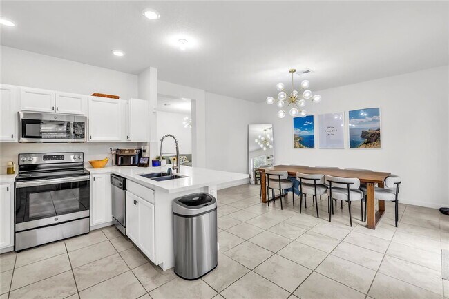 Foto del edificio - 18401 NW 89th Ct
