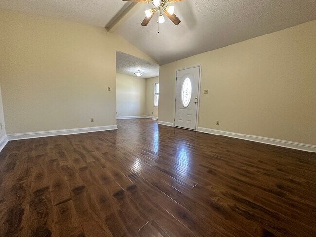 Foto del edificio - 3417 Legacy Run