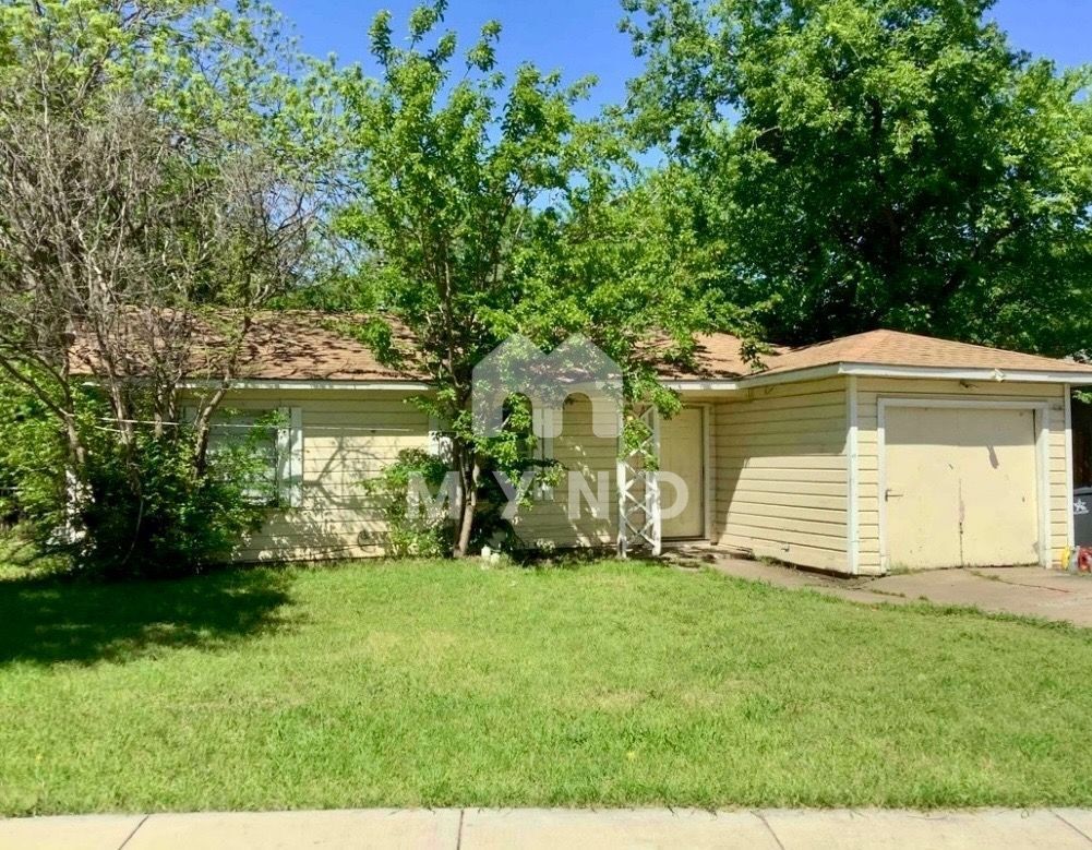 Primary Photo - 1604 Arbor Ln