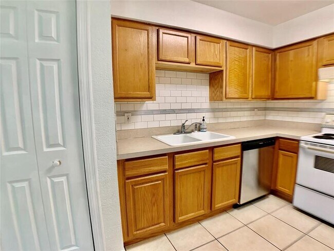 Foto del edificio - 117 West 5th Street - 117