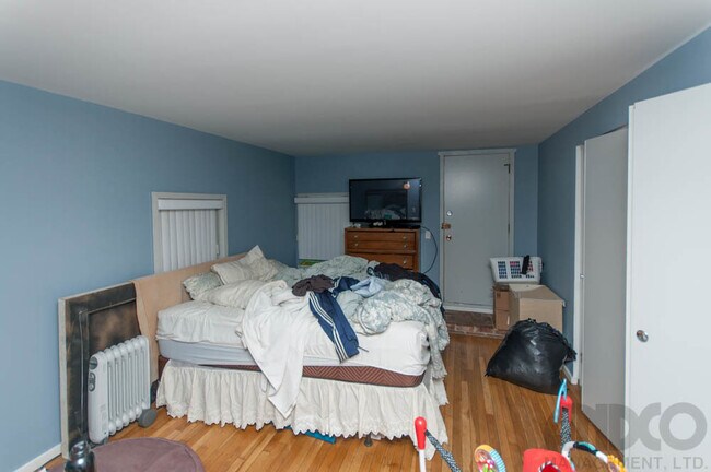 Foto del edificio - 831 W Wrightwood Ave