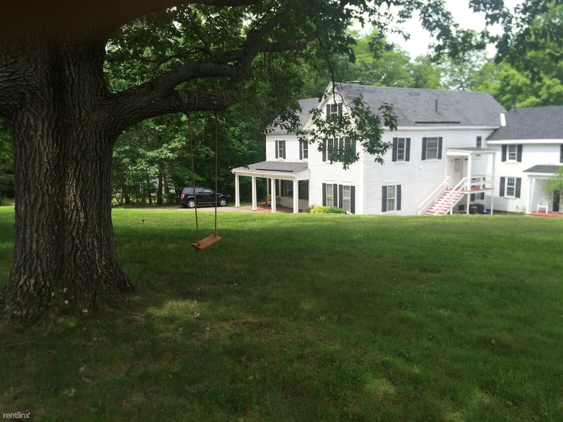 Primary Photo - 3 br, 2 bath Apartment - 73 Noble St.