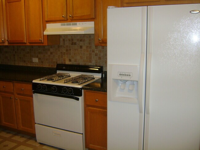 Building Photo - 1431 Kildeer Dr