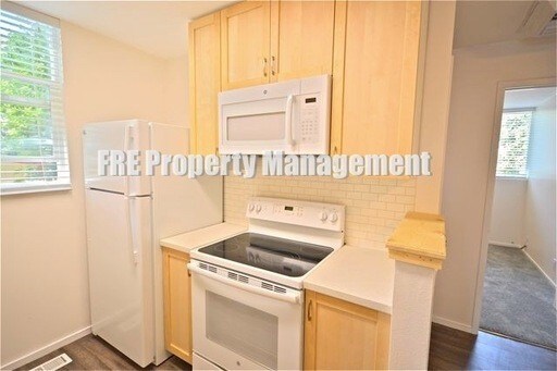 Foto del edificio - Spectacular 2 Bedroom Sugarhouse Condo