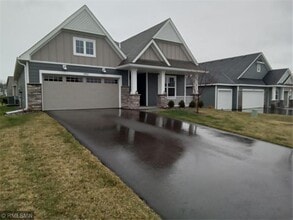Building Photo - 10967 Harbor Ln N