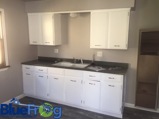 Foto del edificio - 1322 E Fremont St