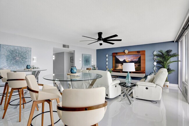 Building Photo - 1390 S Ocean Blvd