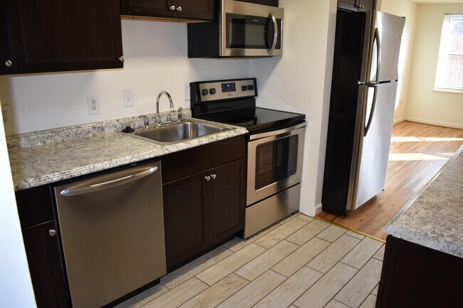 Building Photo - 1441 Girard St NW