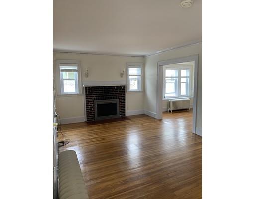 Primary Photo - 121 Poplar St